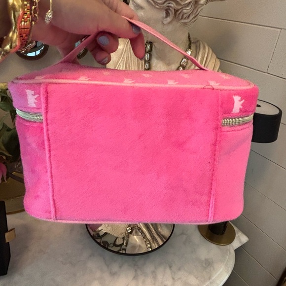 GORGE NWT Hot Pink w Gold JUICY Couture Velour Train Case Cosmetic Bag - Picture 3 of 7